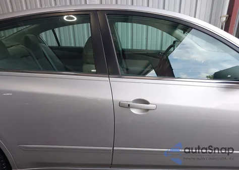 2011 Nissan Altima 2.5 S z USA, uszkodzony, nr VIN 1N4AL2AP2BC106671